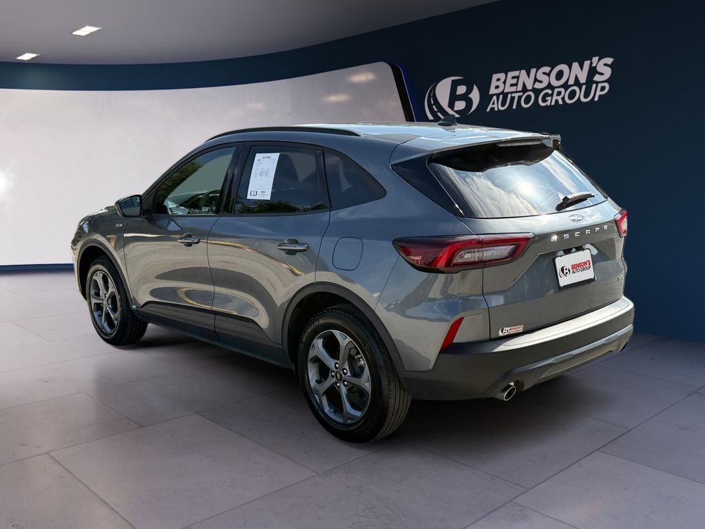 Used 2025 Gray Ford ST-Line image 3