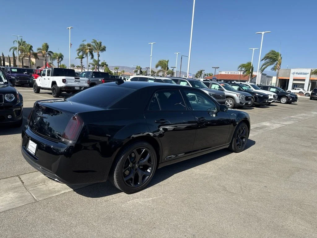 Used 2023 Black Chrysler Touring image 8