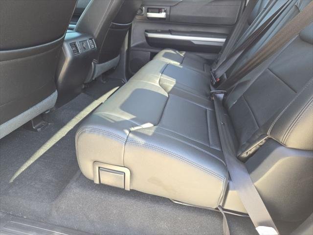 Certified Used 2017 MAGNETIC GRAY MET. Toyota  image 25