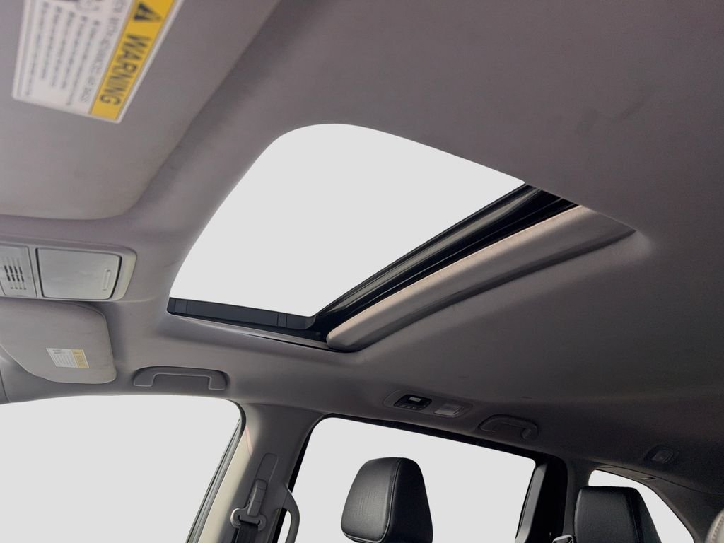 Used 2022  Honda EX-L image 10
