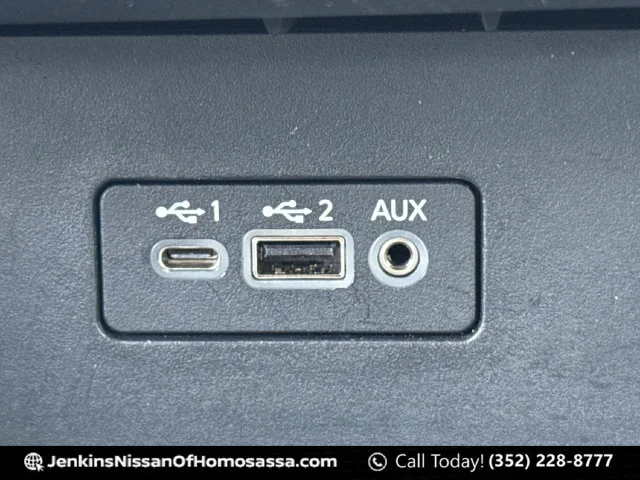 Used 2024 Gray Nissan 2.5 SR image 39