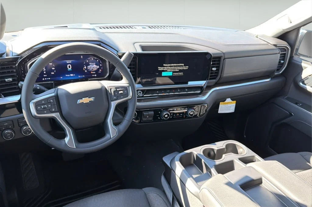 New 2026 Summit White Chevrolet LT image 21