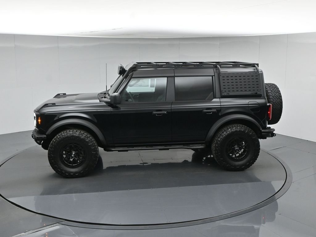 New 2026 Shadow Black Ford Badlands image 45