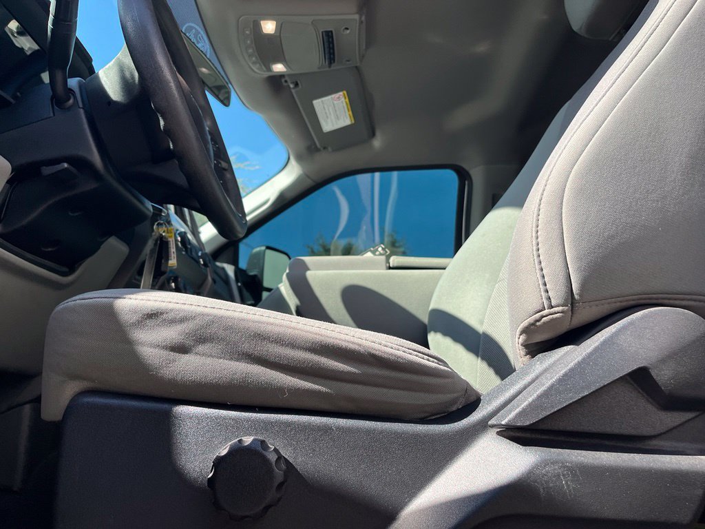 Used 2019 Gray Ford XL image 8