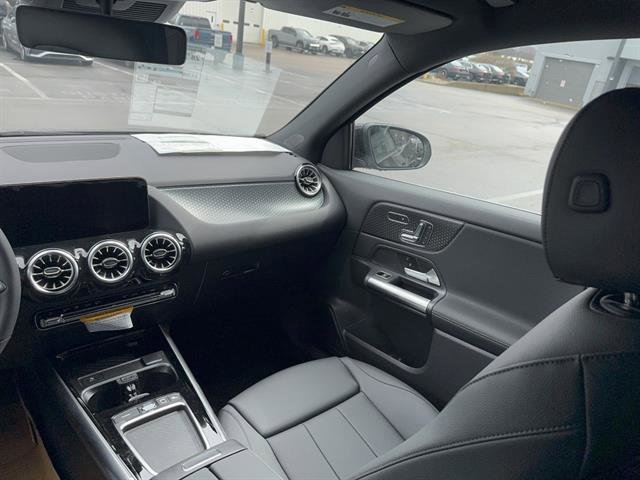 New 2026 Night Black Mercedes-Benz GLA 250 4MATIC® image 28