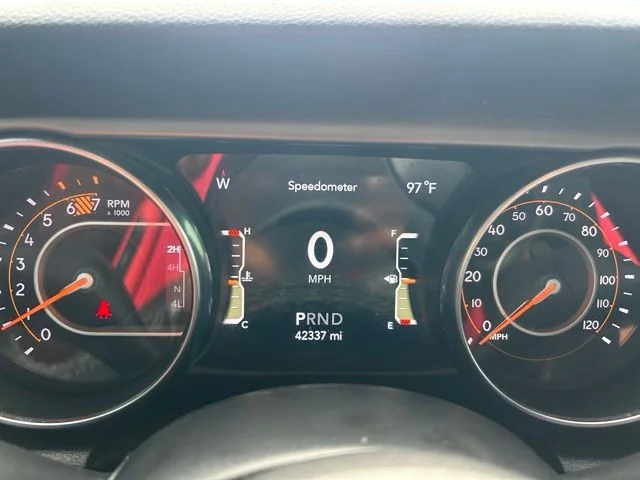 Used 2020 Black Jeep Sport S image 6