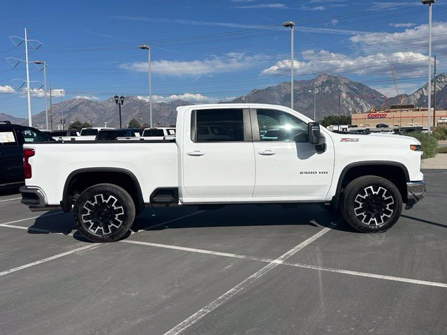2025 Chevrolet Silverado 2500HD LT - Photo 8