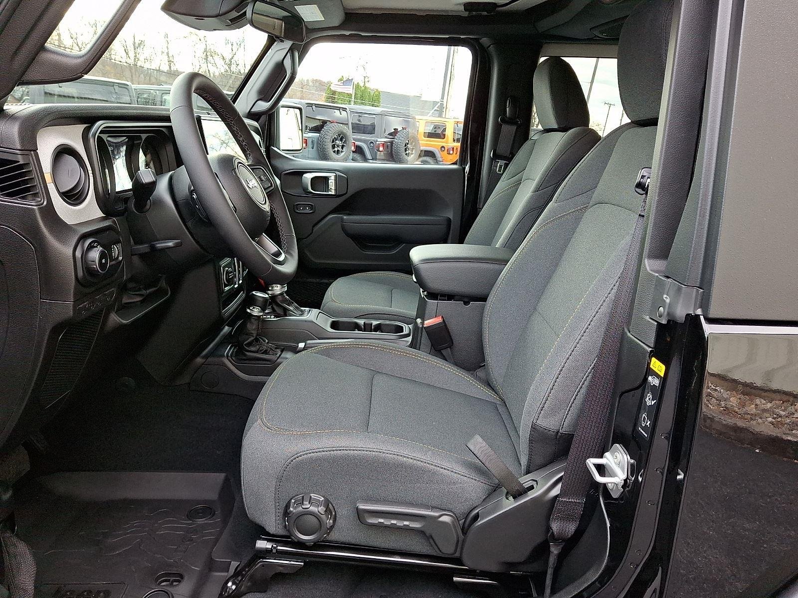 New 2026 Black Clear-Coat Exterior Paint Jeep Sport S image 10