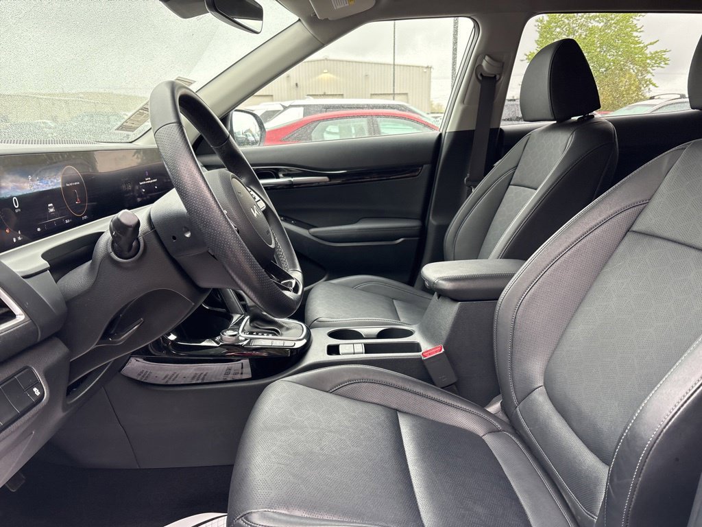 Used 2024 Gray Kia SX image 14
