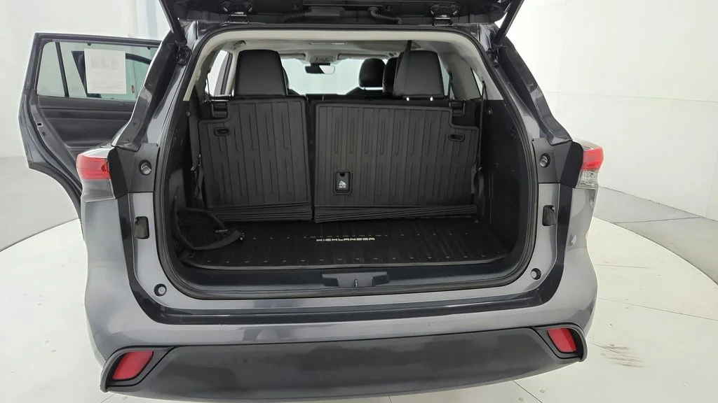 Used 2023 Gray Toyota XLE image 17