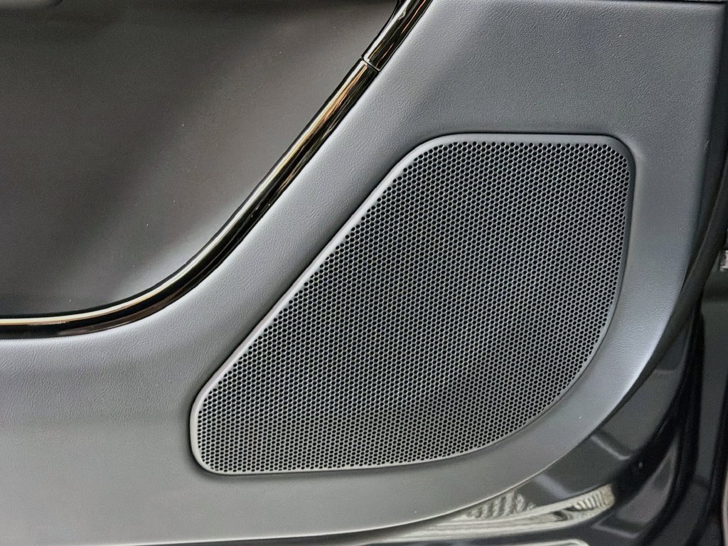 New 2027 Carpathian Grey Land Rover Dynamic SE P400 image 19