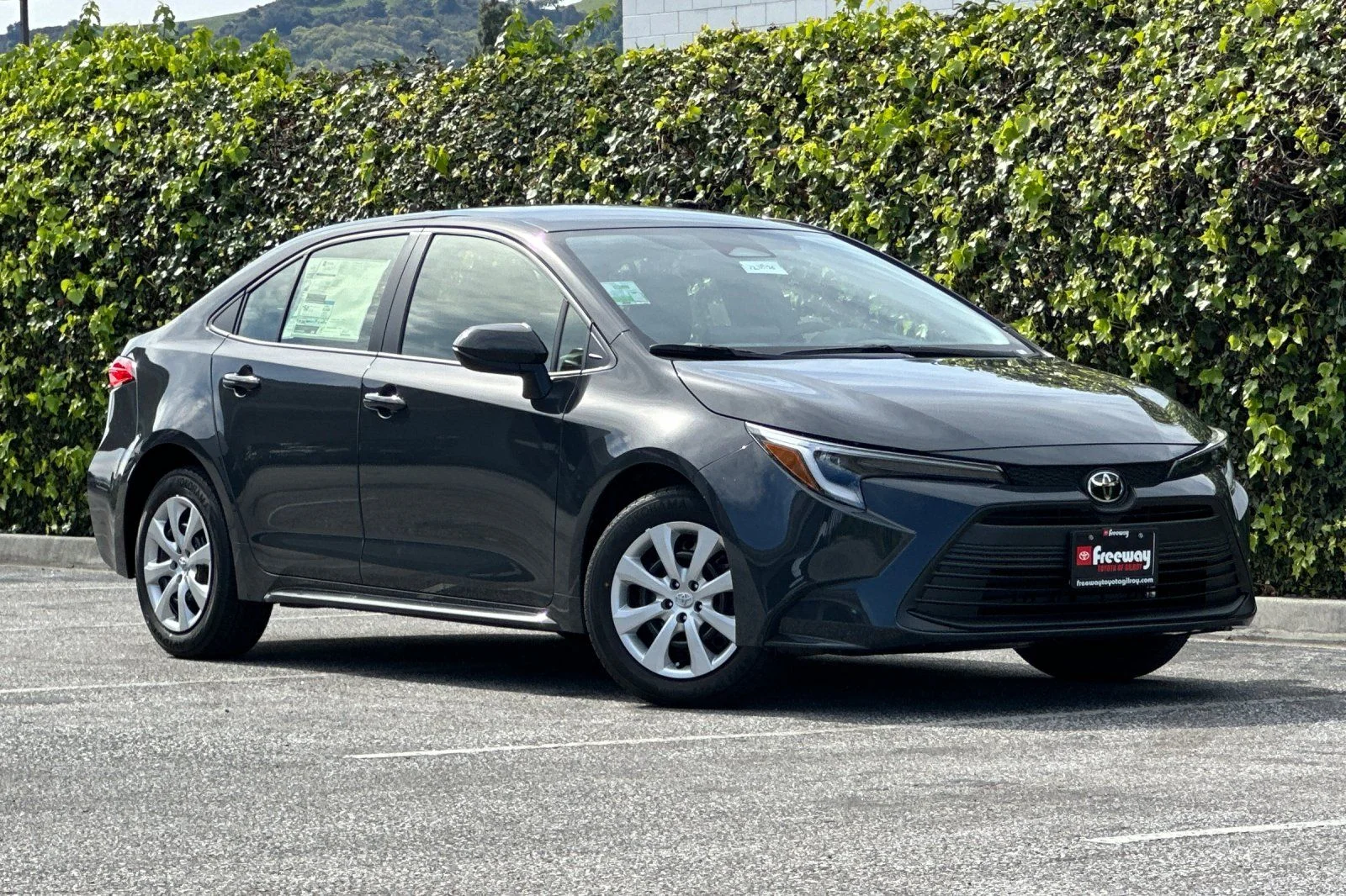 New 2026  Toyota LE image 2