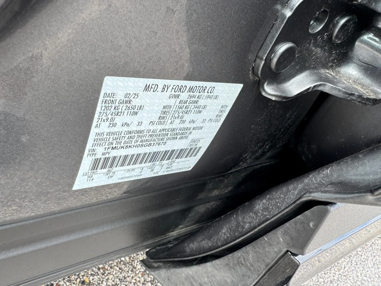 Used 2025 Carbonized Gray Metallic Ford ST-Line 4WD image 27