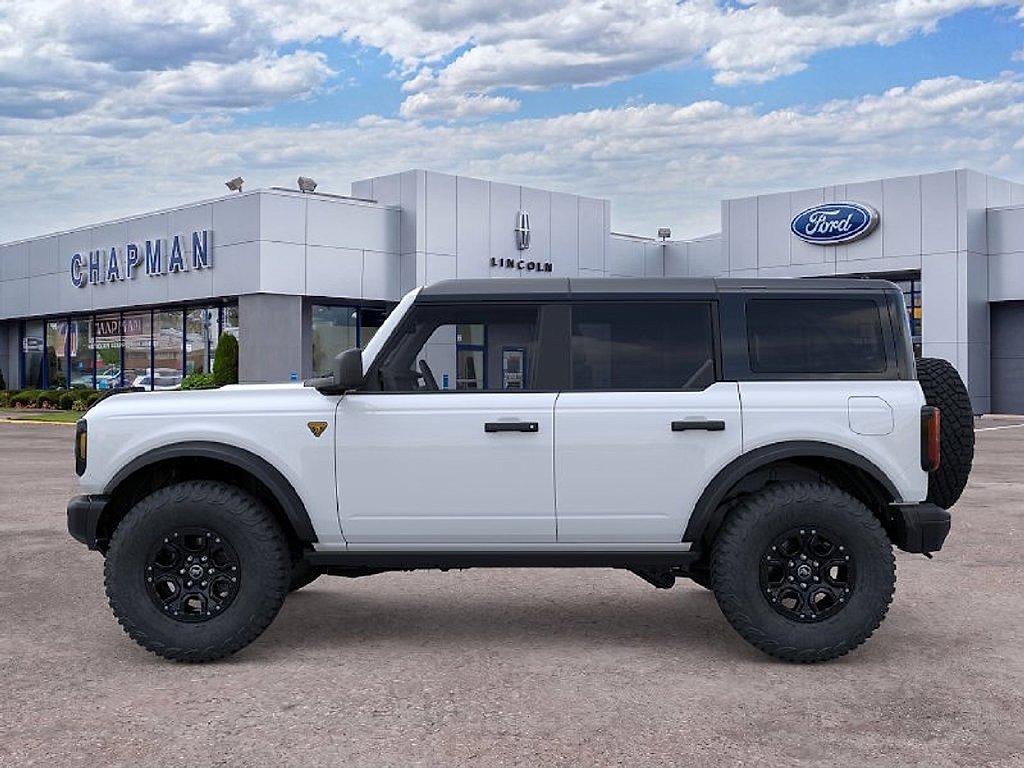 New 2026 Oxford White Ford Badlands® image 3