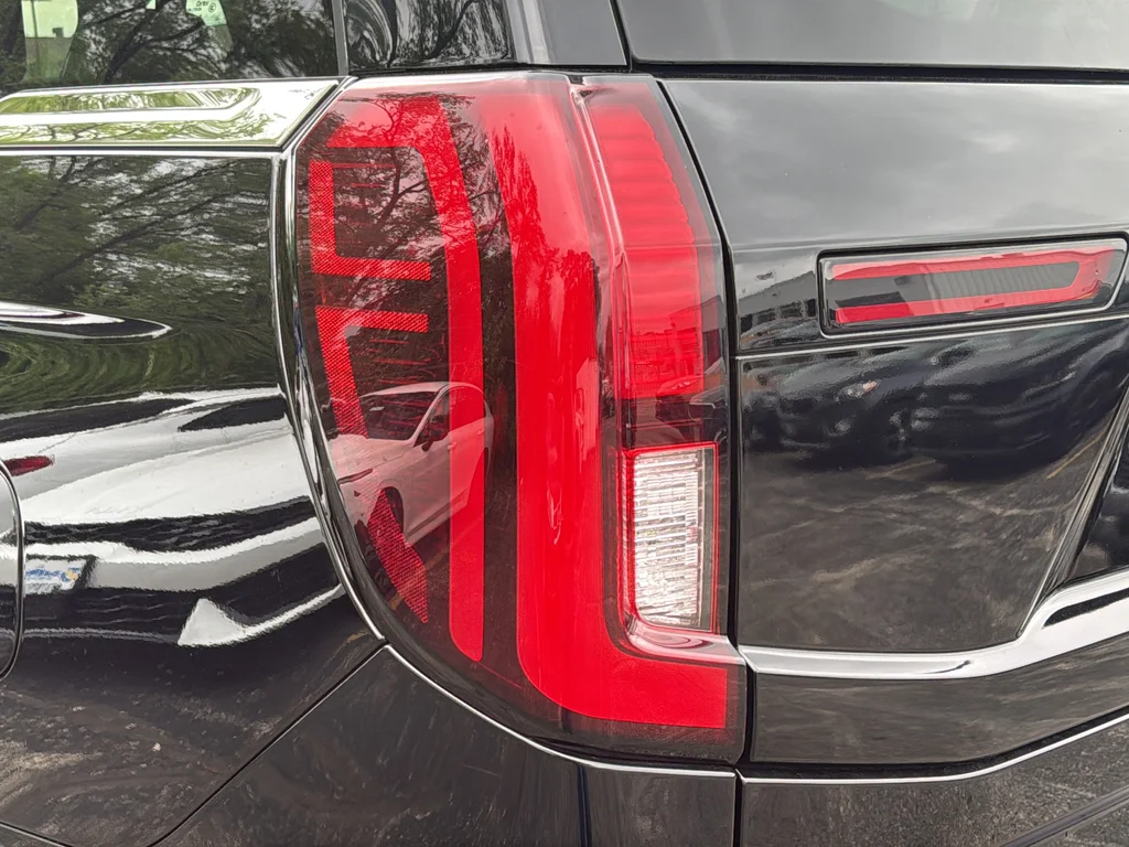 Used 2025 Black Ford Platinum image 26
