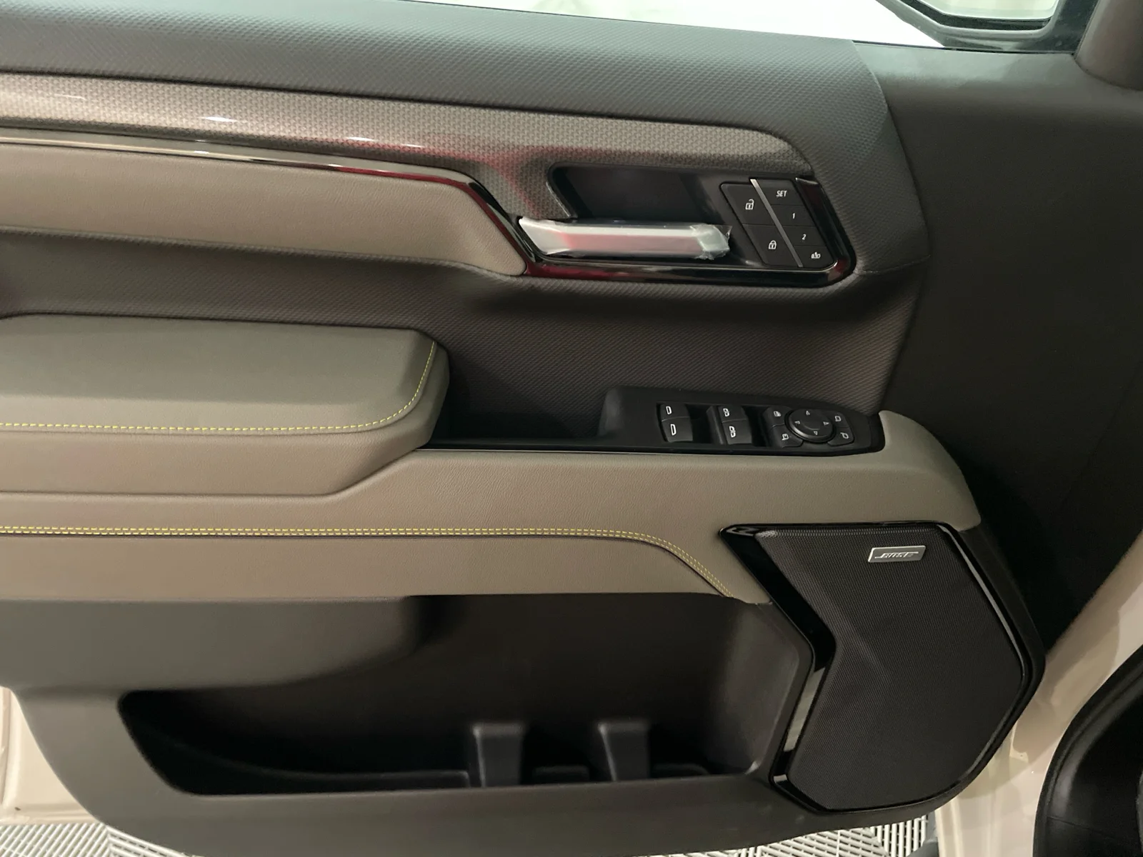 Used 2026 Tan Chevrolet ZR2 image 10
