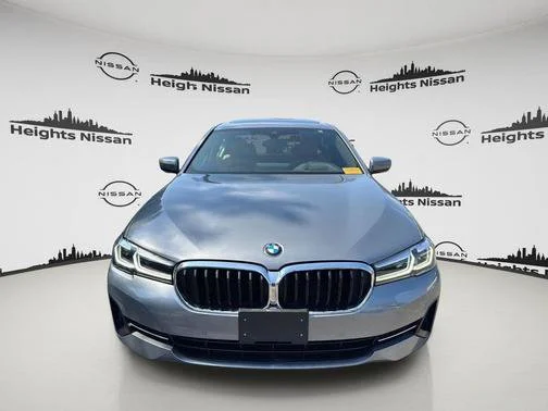 Used 2023 Gray BMW 540i xDrive image 13