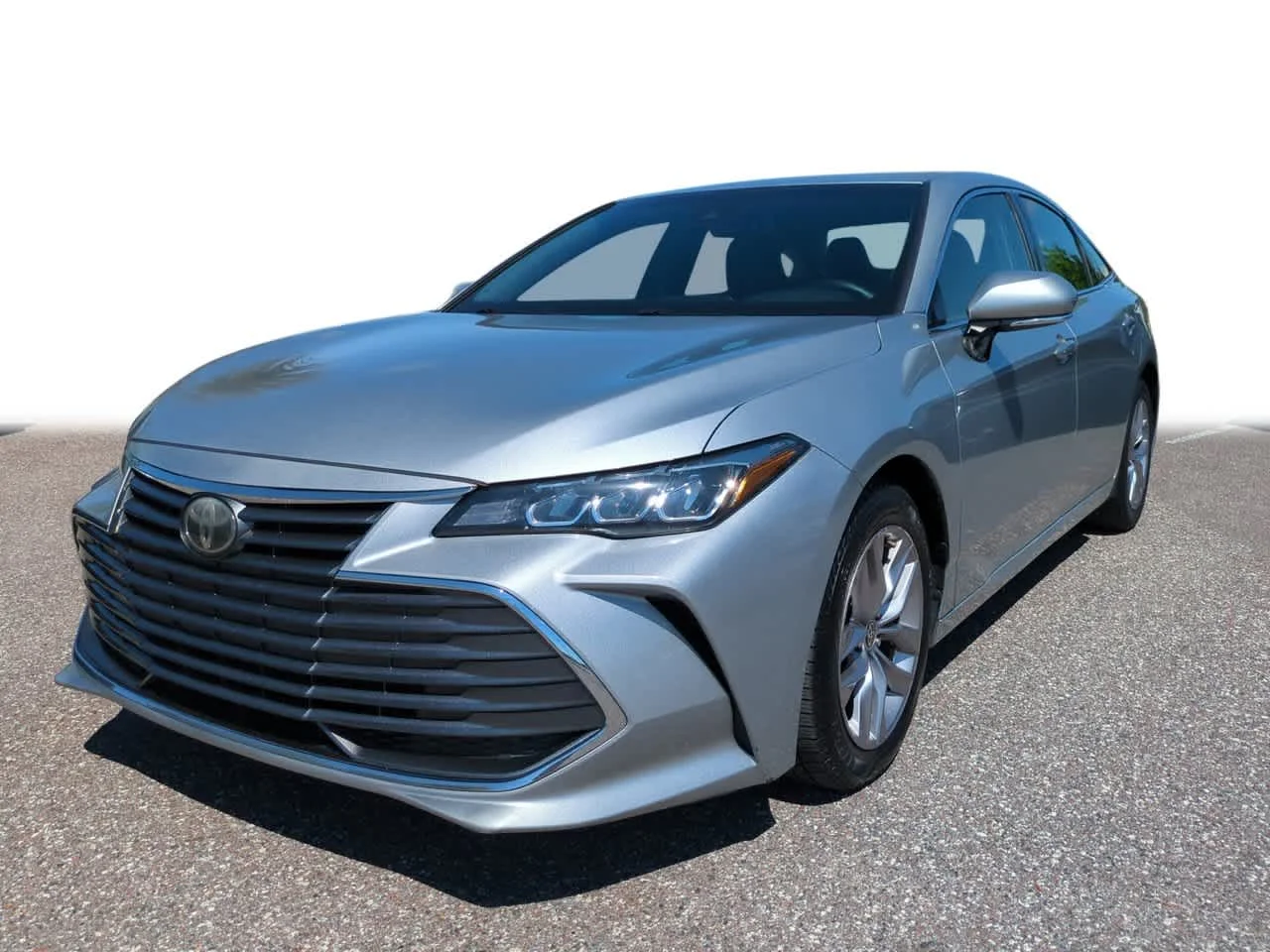 2021 Toyota Avalon XLE's photo