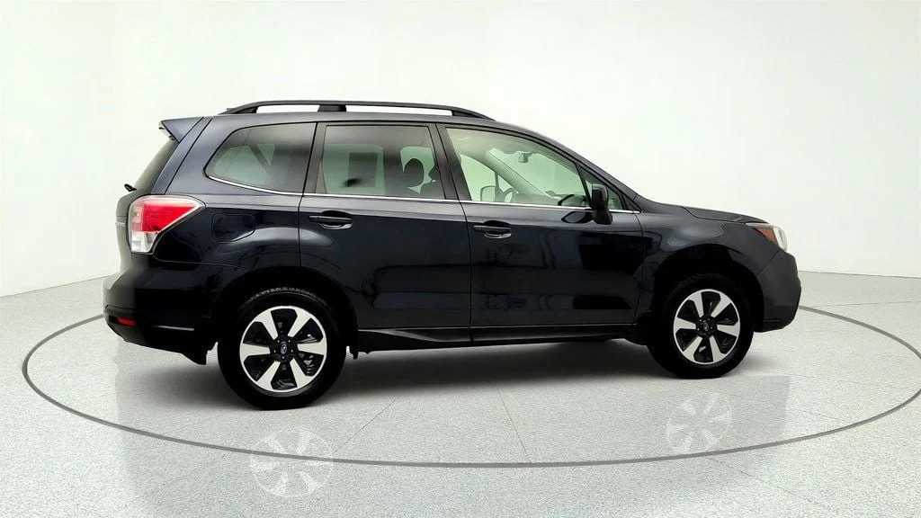 Used 2018 Dark Gray Metallic Subaru 2.5i Limited CVT w/ EyeSight, Navigation & harman/kardon image 4