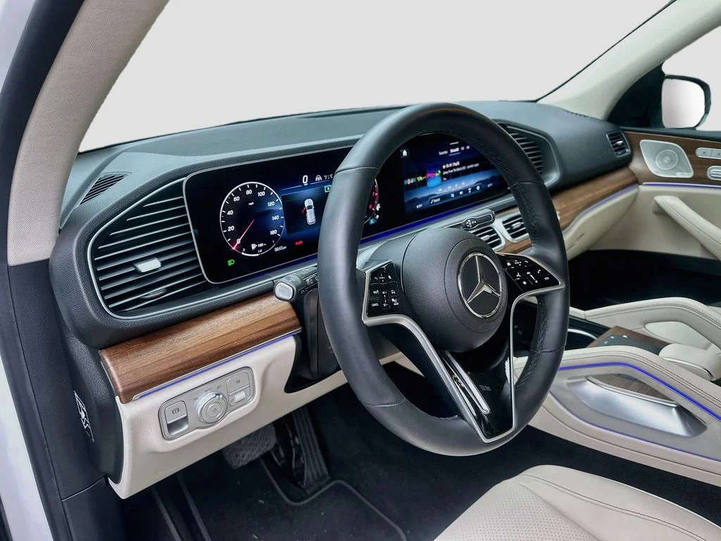 Certified Used 2025 Polar White Mercedes-Benz GLE 350 image 9