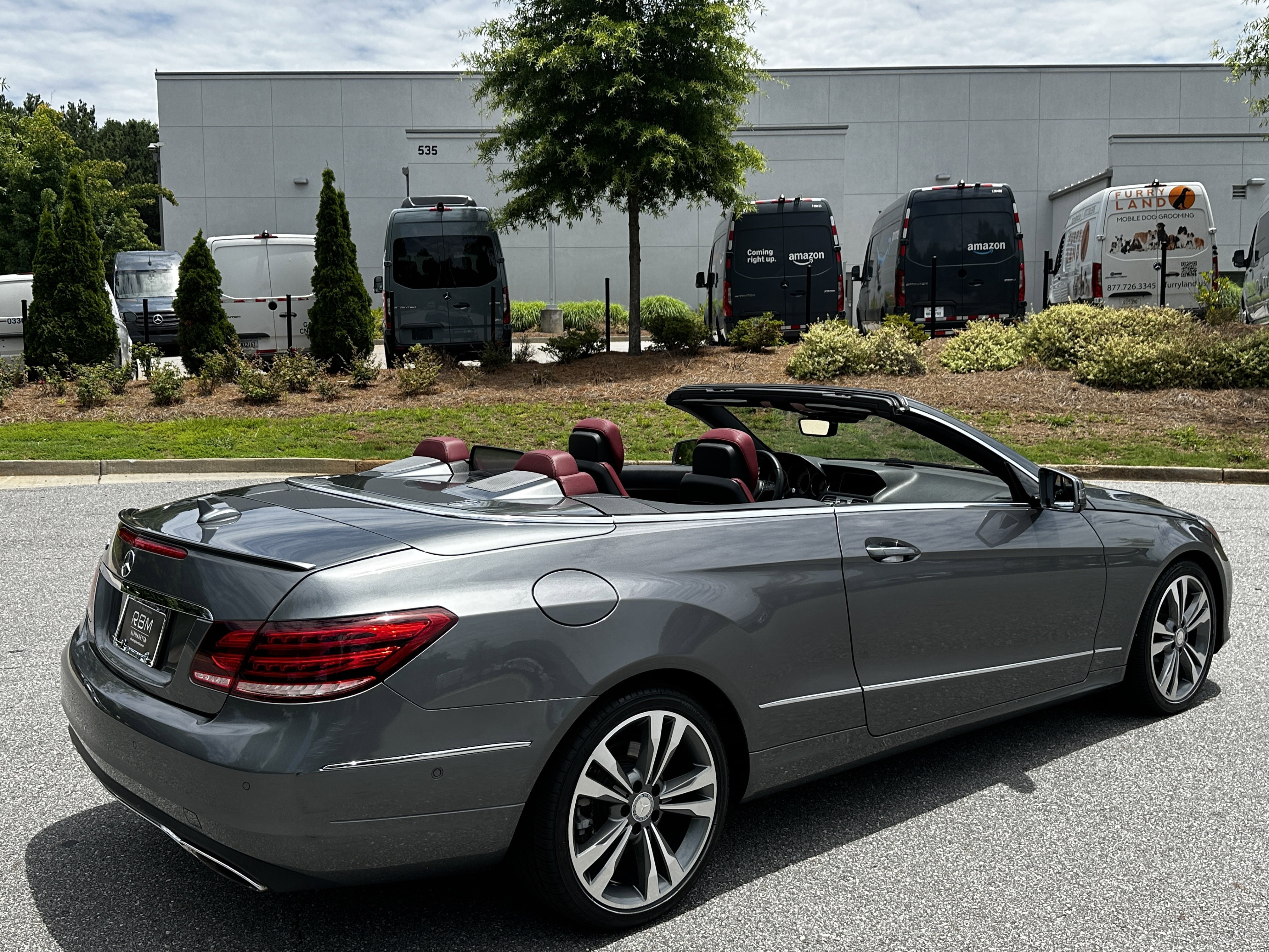 Used 2017 Gray Mercedes-Benz E 400 image 8
