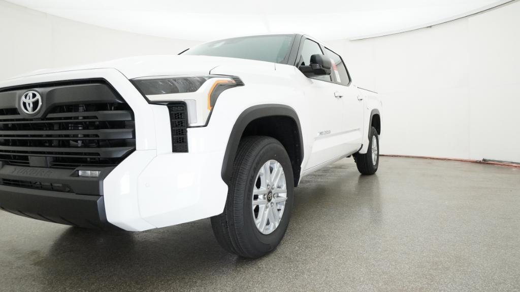 New 2026 Ice Cap Toyota SR5 image 17