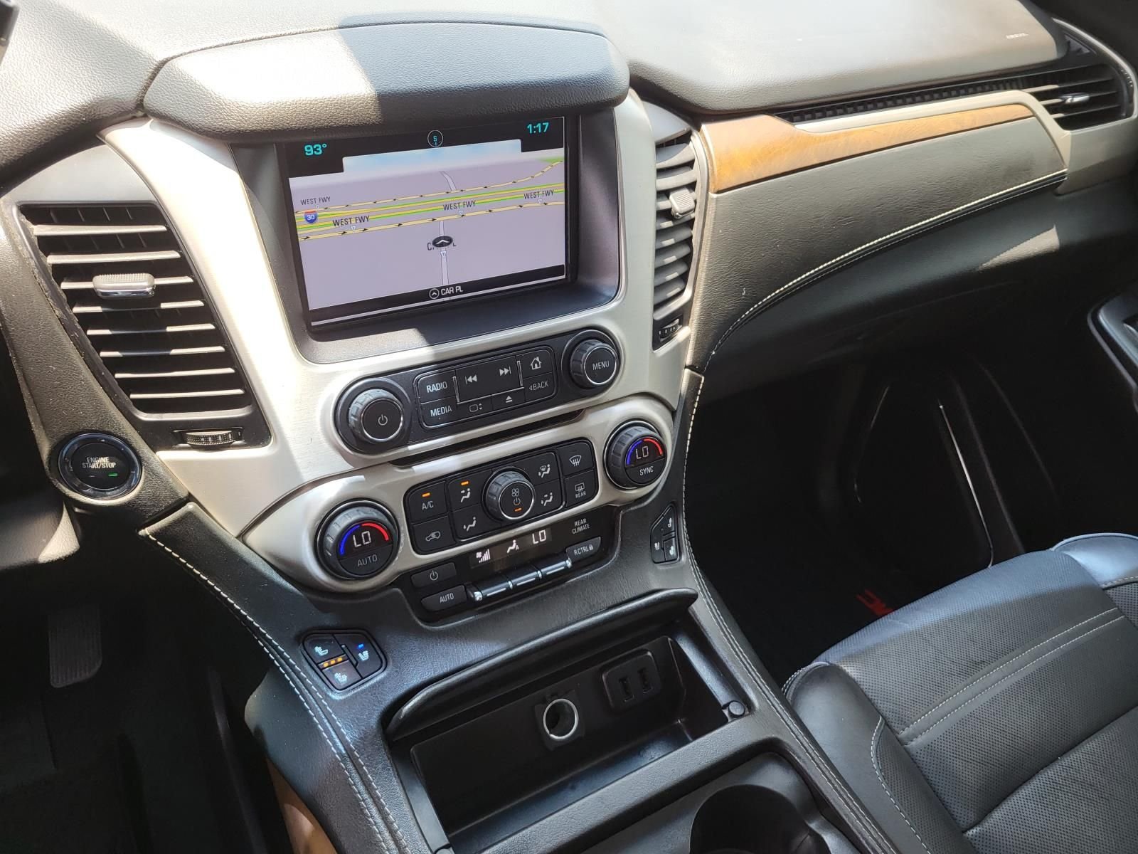 Used 2019 Onyx Black GMC Denali image 25