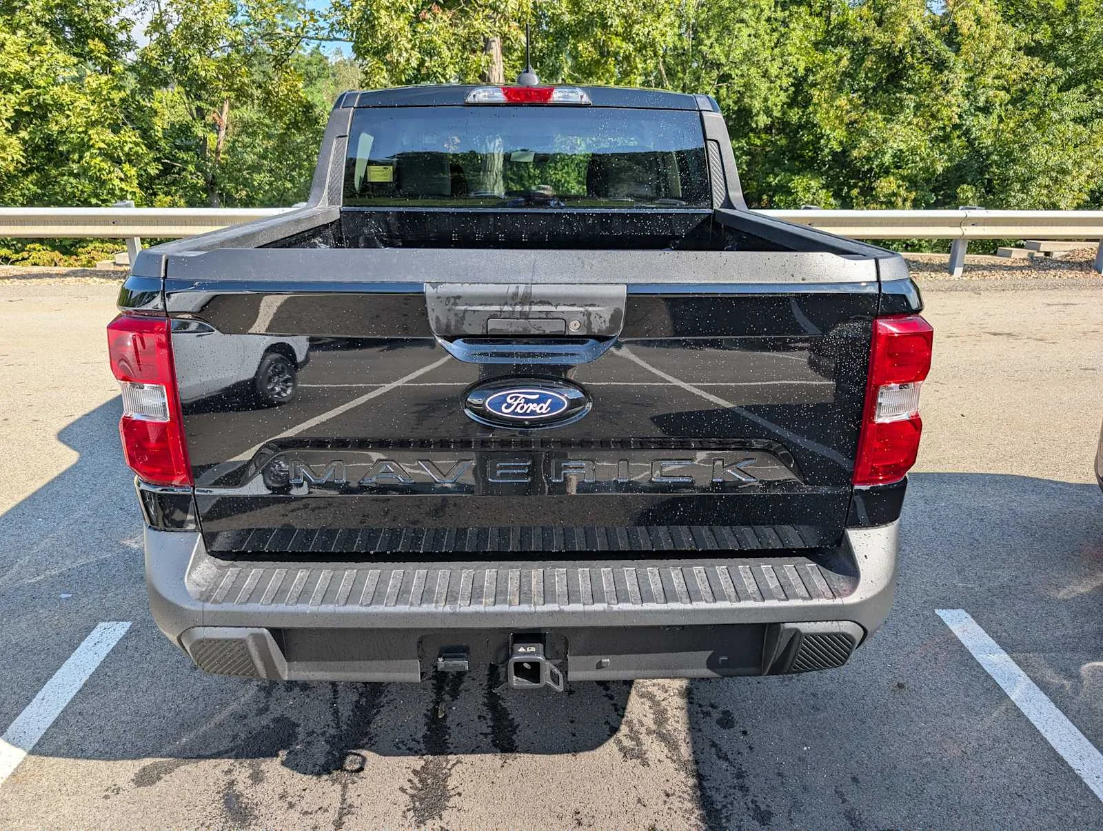 New 2026 Shadow Black Ford XLT image 8