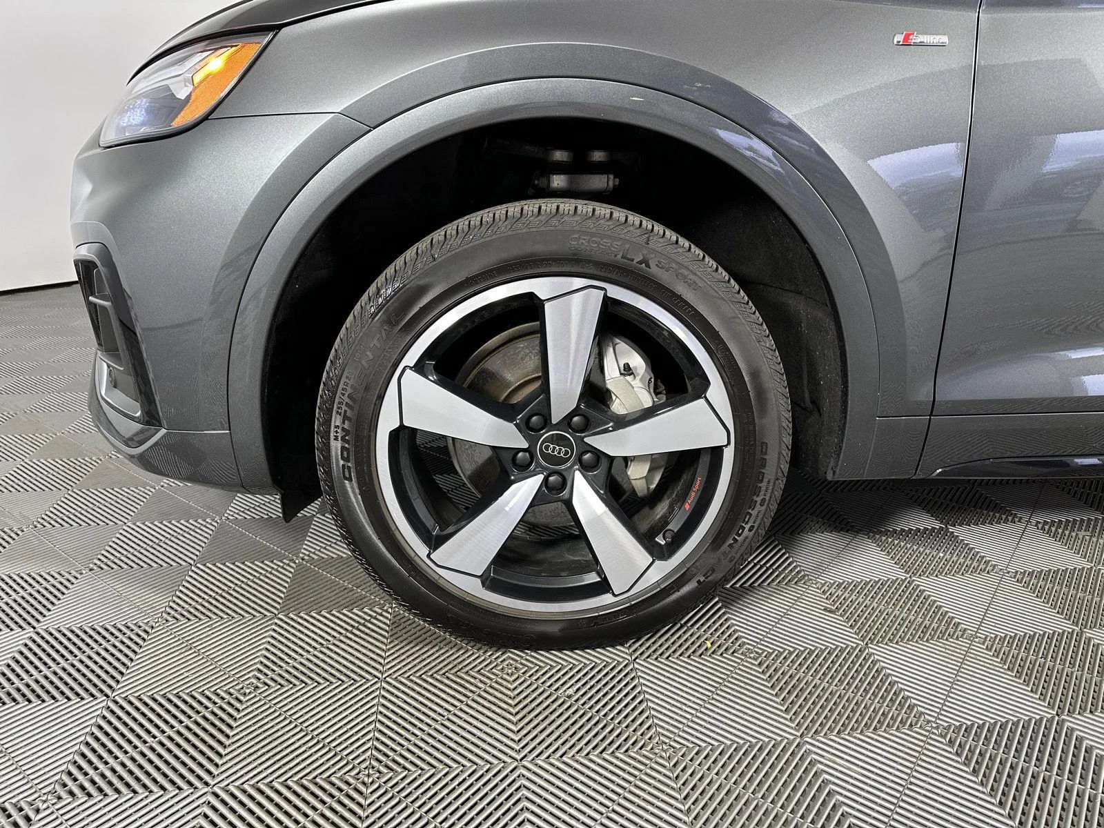 Used 2023 Daytona Gray Pearl Effect Audi S line Premium Plus image 10