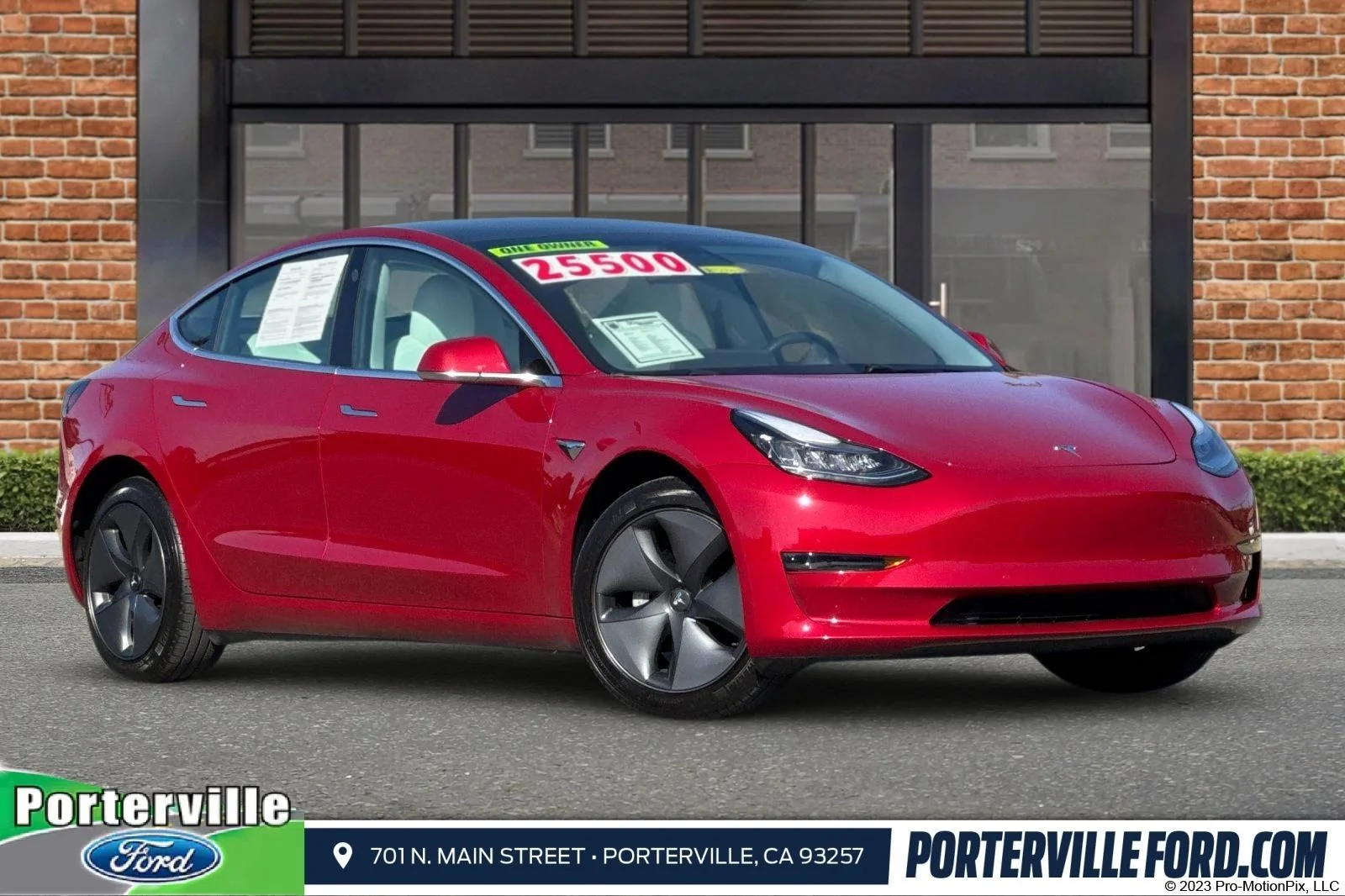 2019 Tesla Model 3 Standard Range Plus's photo