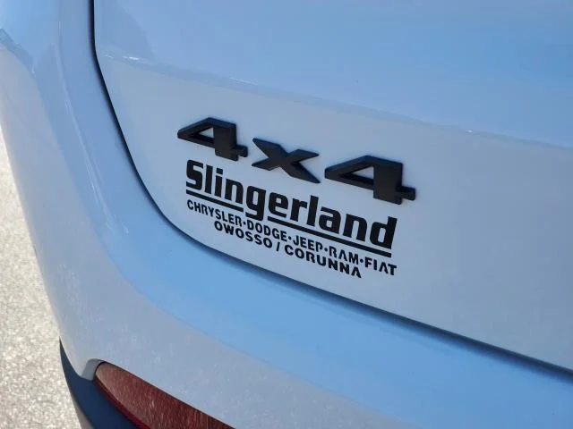 Used 2026 Bright White Clearcoat Jeep Trailhawk image 31