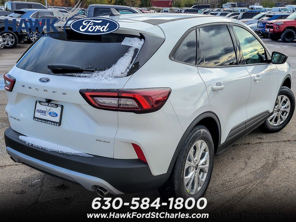 New 2026 Oxford White Ford Active® image 7