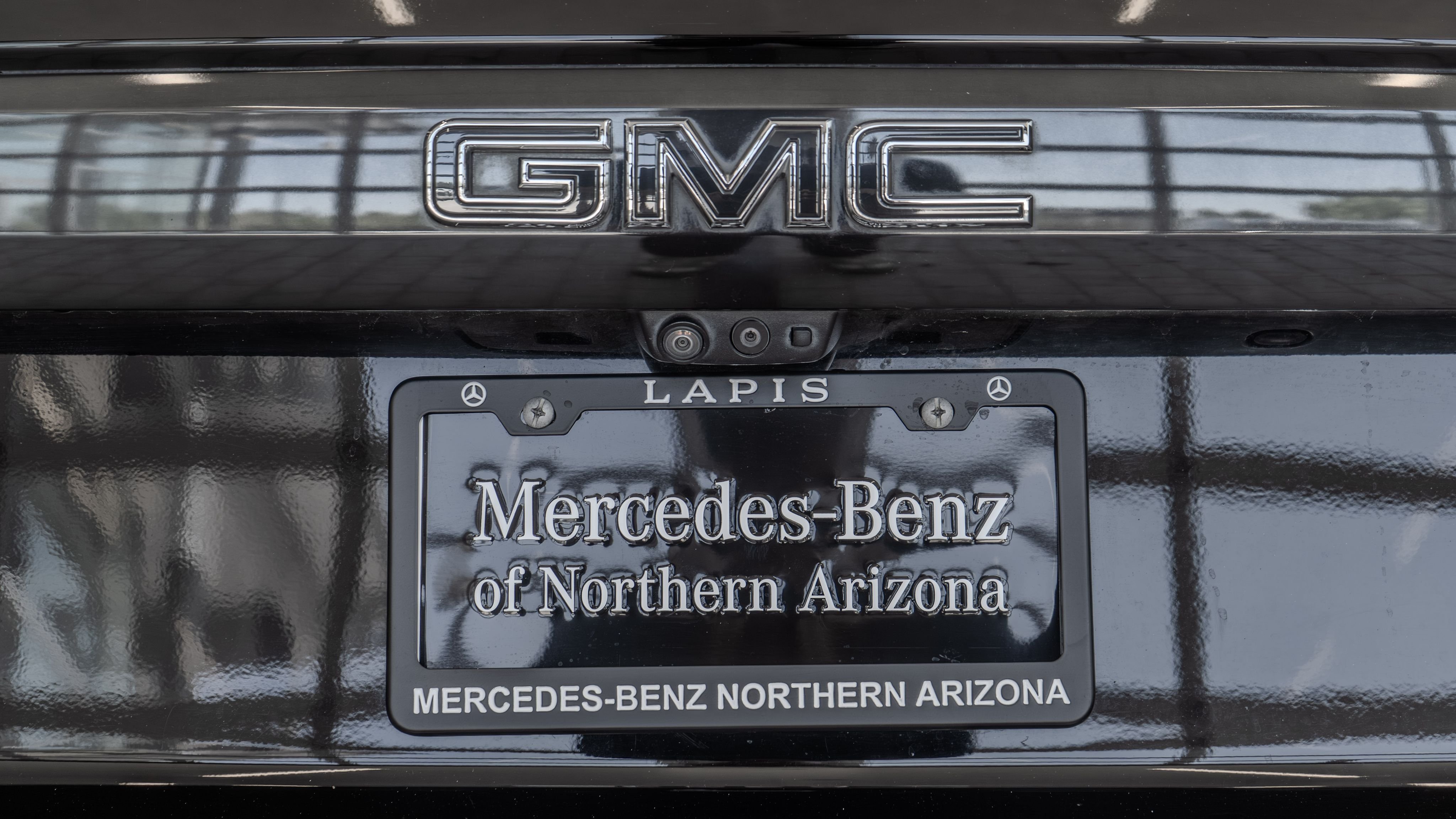 Used 2024 Onyx Black GMC Denali Ultimate image 15