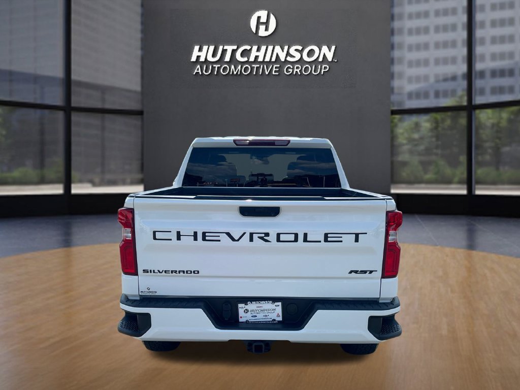 Used 2024 Summit White Chevrolet RST image 6