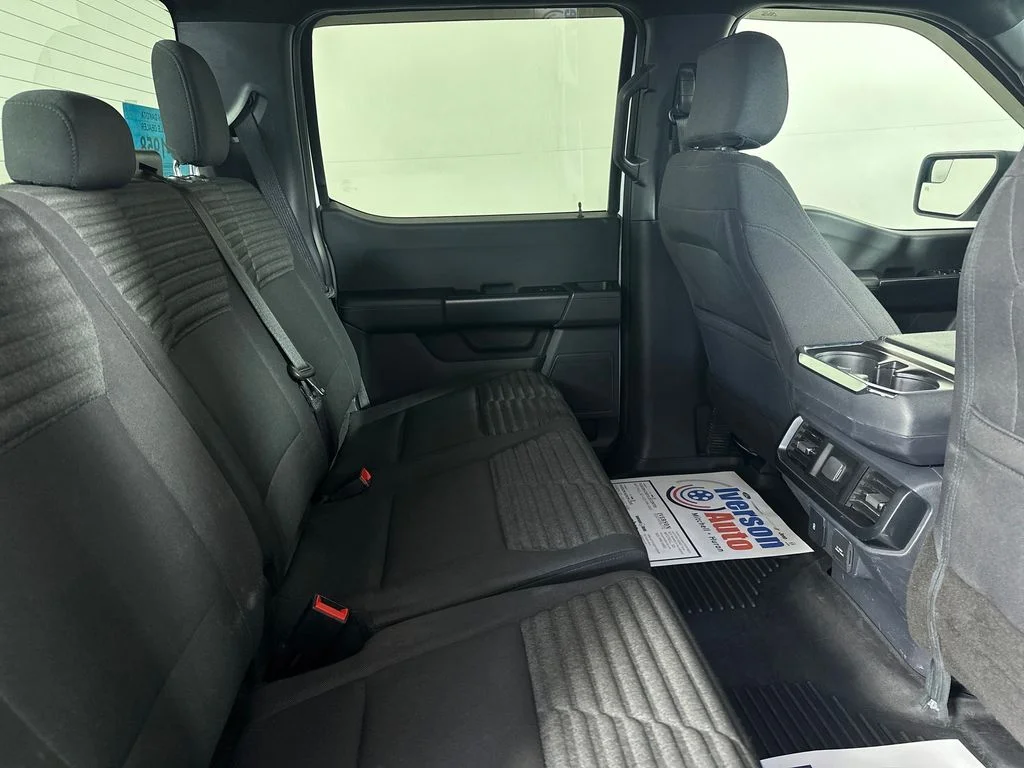 Used 2023 White Ford XL image 32