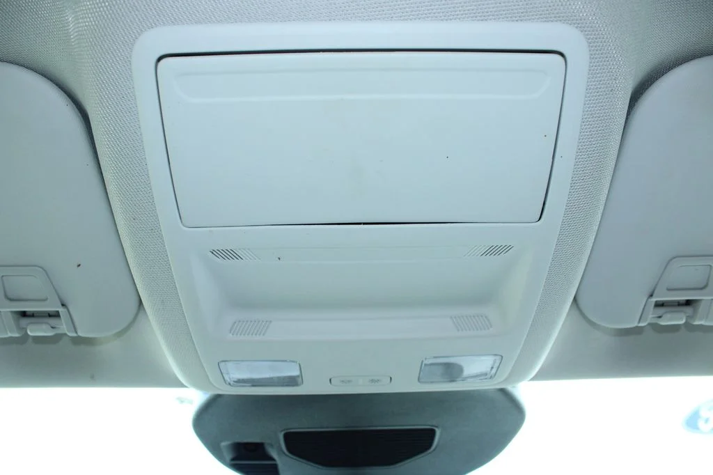 Used 2024 White Metallic Ford Base image 25