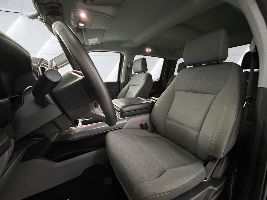 2025 Ford F-150 XLT - Photo 8