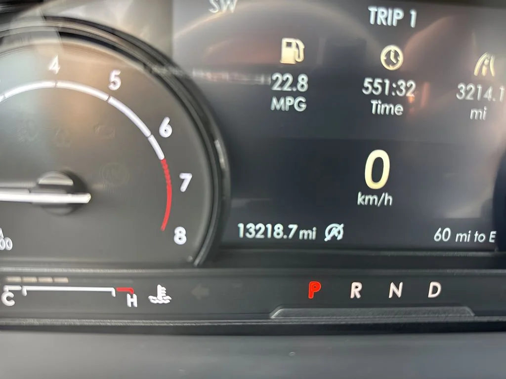 Used 2022 Gray Lincoln Standard image 23