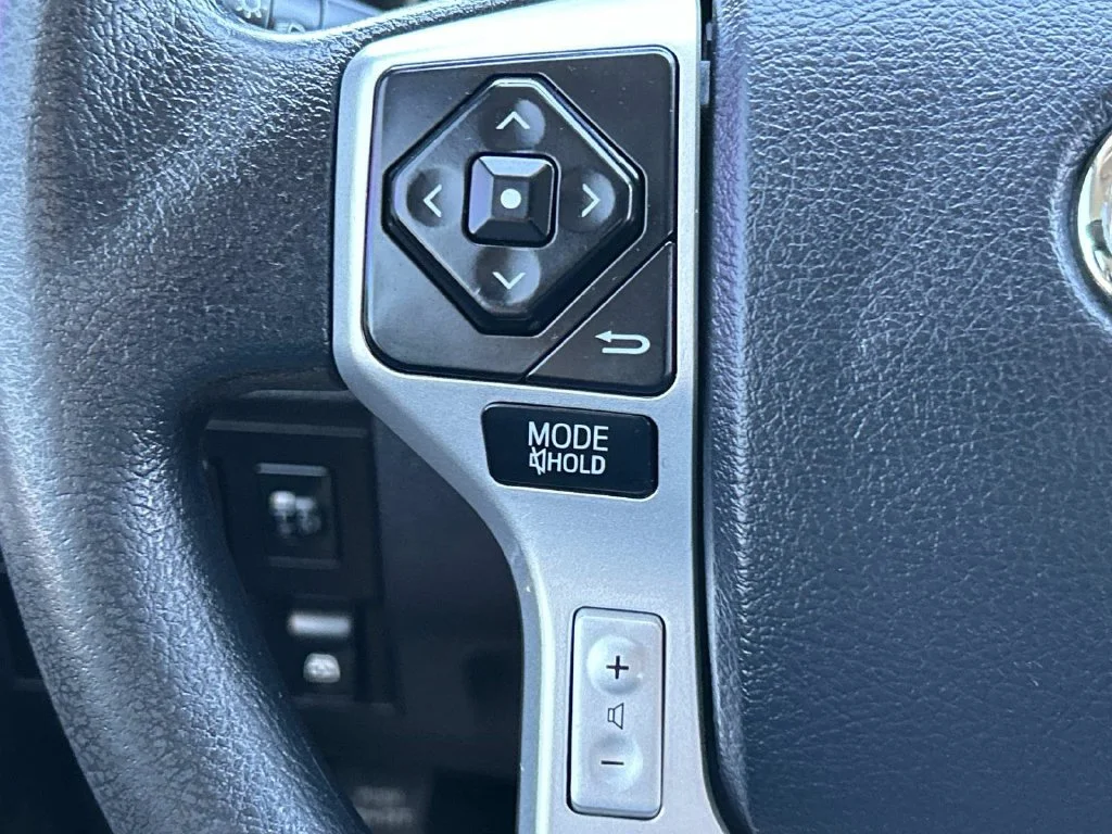 Used 2017 White Toyota TRD Pro image 29