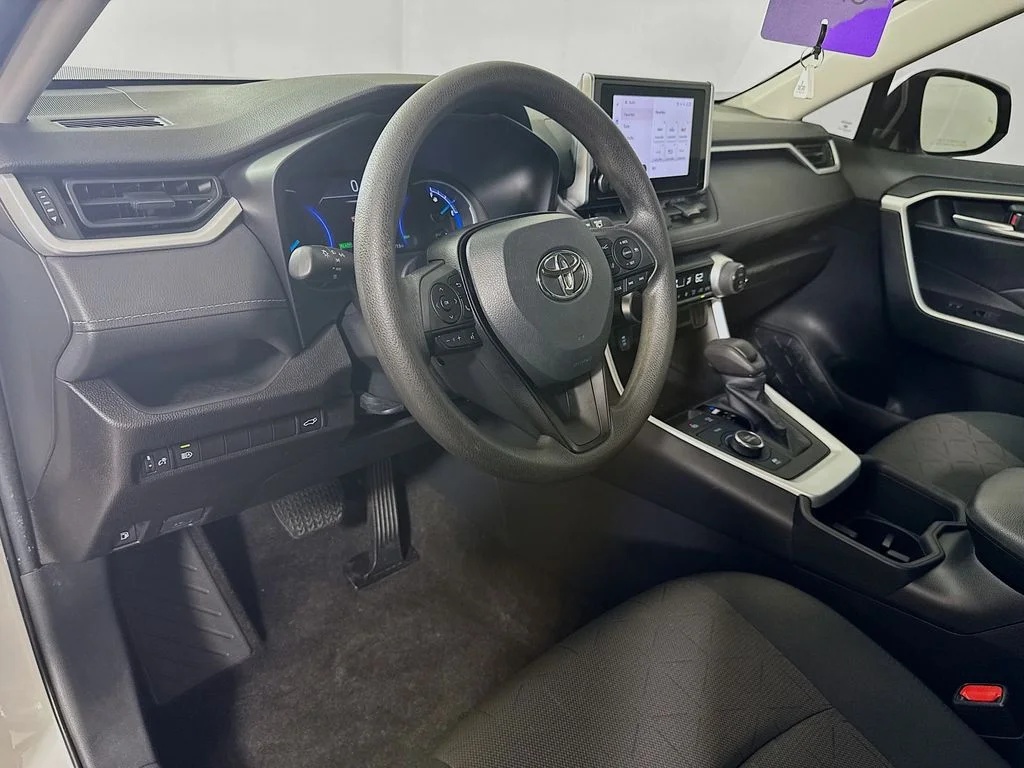 Used 2023 White Toyota XLE image 9