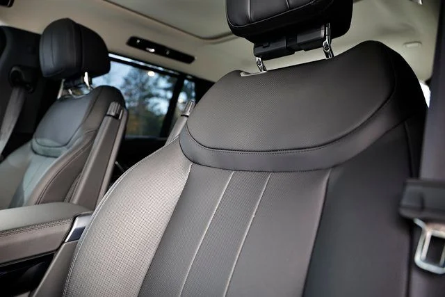 2025 Land Rover Range Rover SE - Photo 22