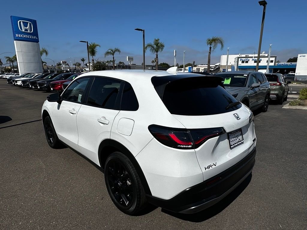 Used 2024 Platinum White Pearl Honda Sport image 6