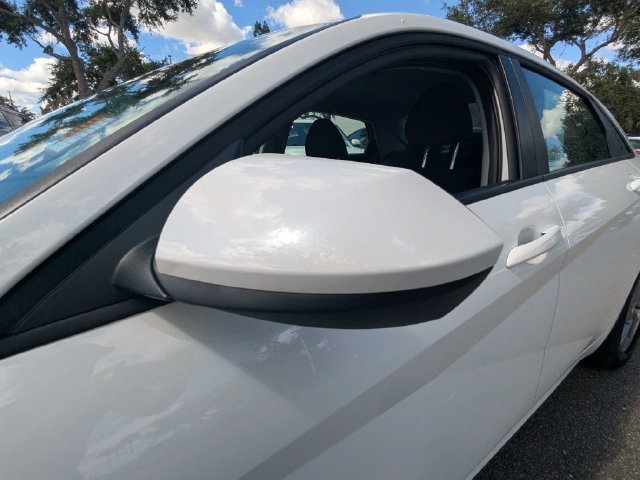 Used 2026 White Hyundai SE image 12