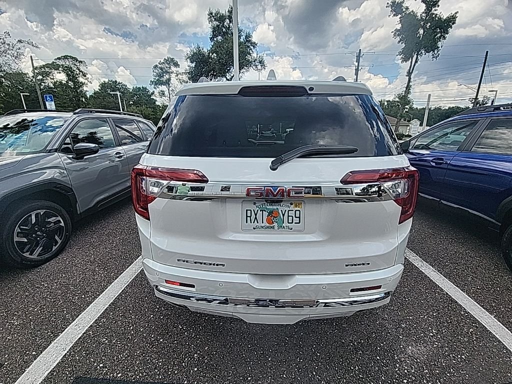 Used 2023 White GMC Denali image 11