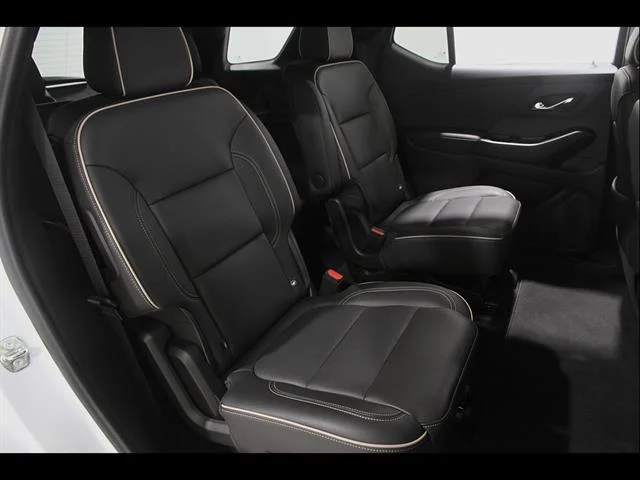 Certified Used 2022 Summit White Chevrolet Premier image 20
