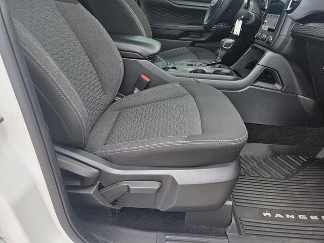 Used 2024 Oxford White Ford XL image 31