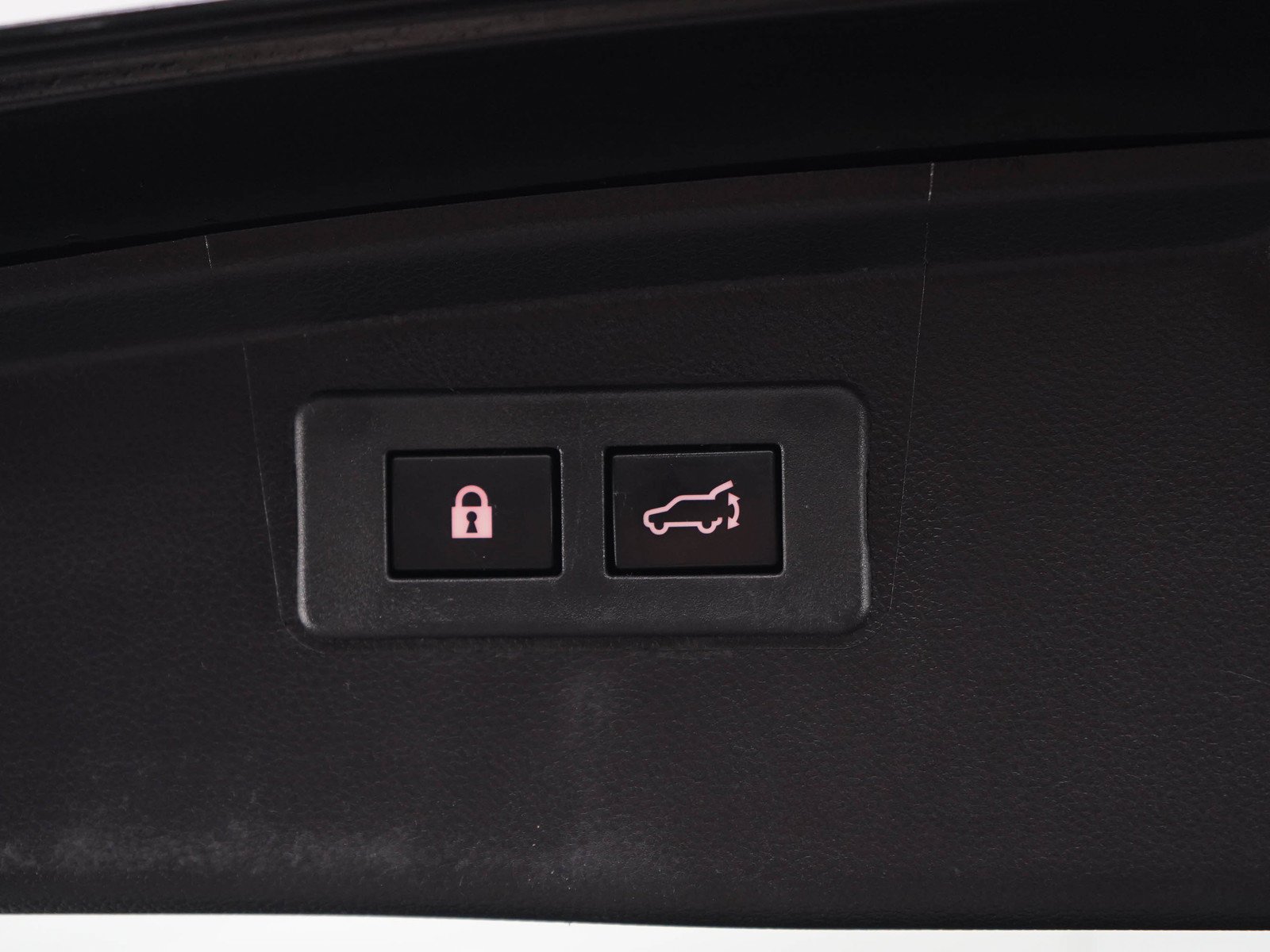 Used 2024 Crystal Black Pearl Subaru Touring XT image 17