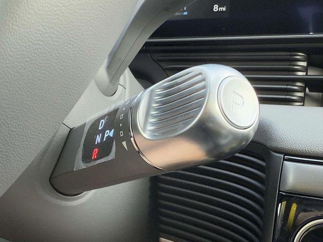 2025 Hyundai IONIQ 5 SEL - Photo 8