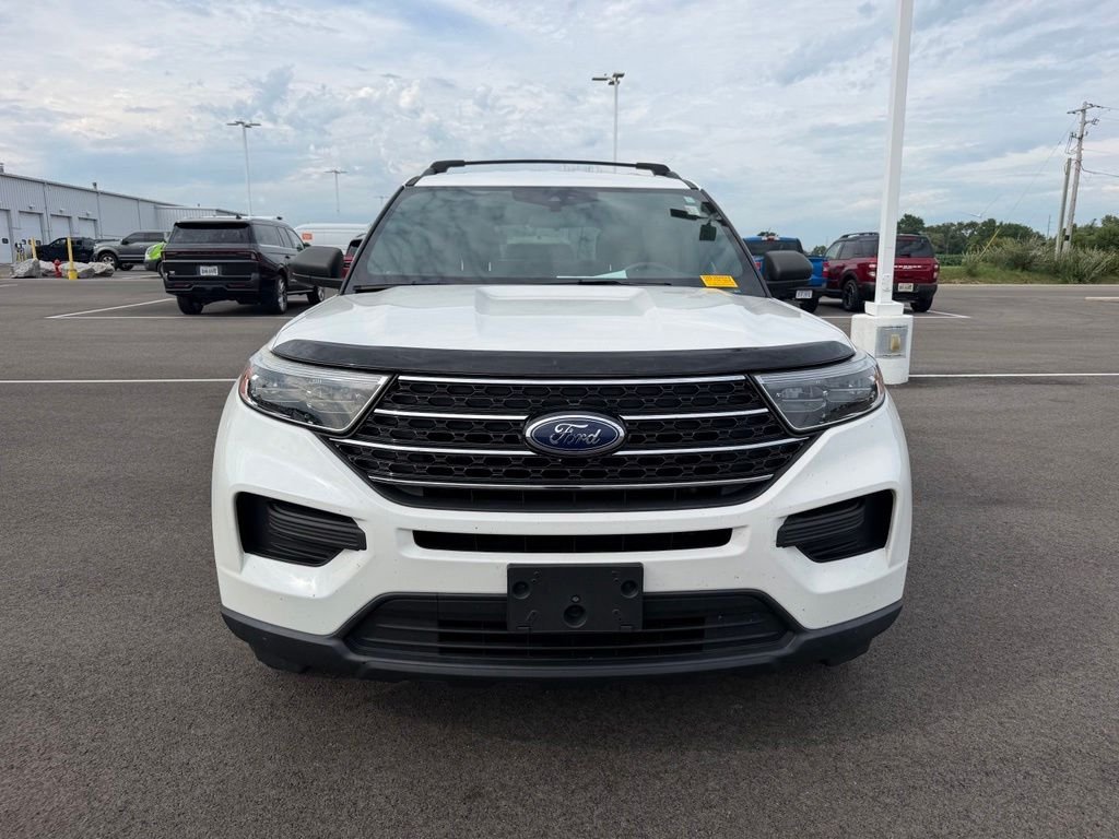 Used 2020 White Ford XLT image 2