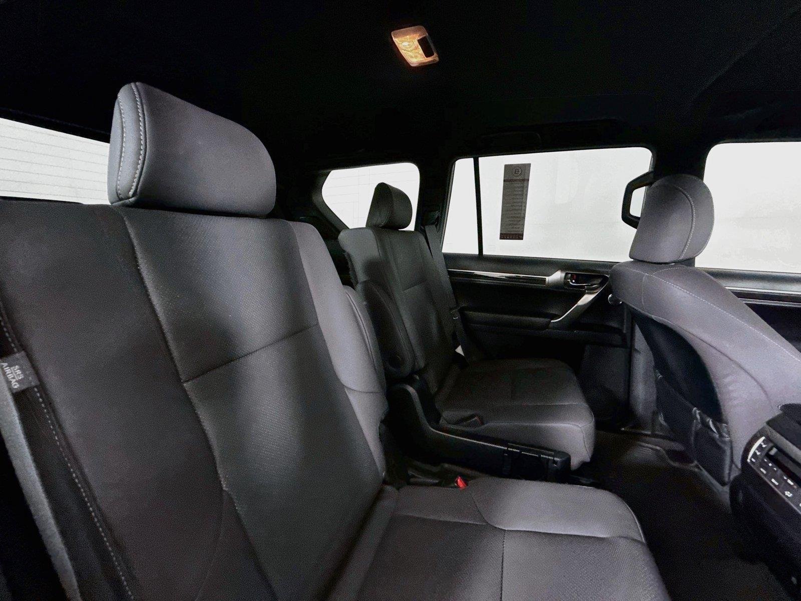 Used 2023 Eminent White Pearl Lexus GX 460 Premium image 40